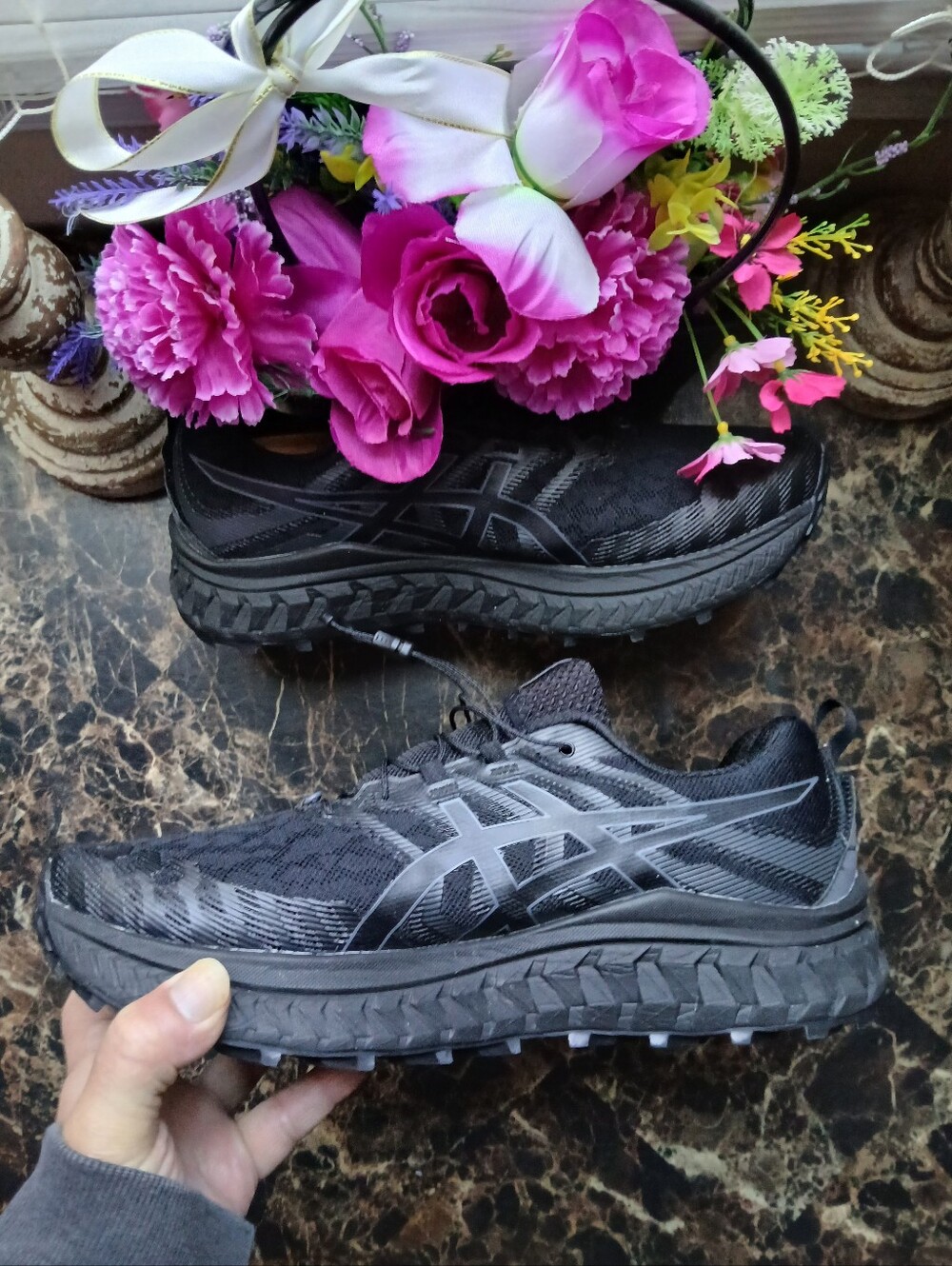 Asics Trabuco Max Trail Running/Athletic Lifestyle Shoes Size 11.5 for Men